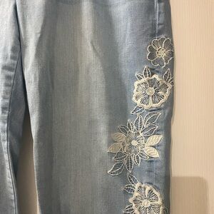 Floral Embroidered Light Blue Jean capris